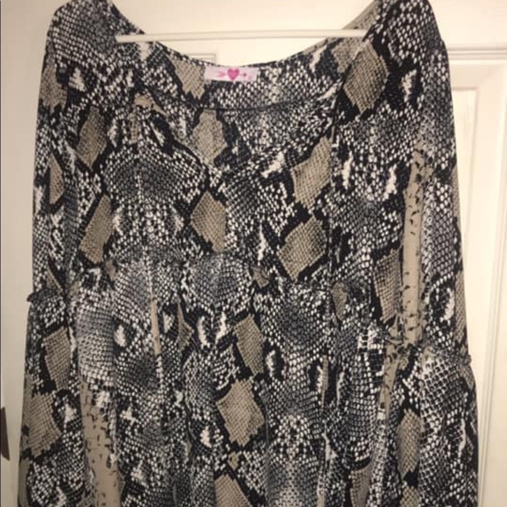 Buddy Love blouse